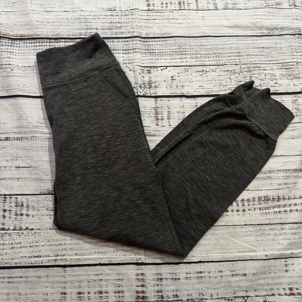 Lululemon dark gray pants size 6